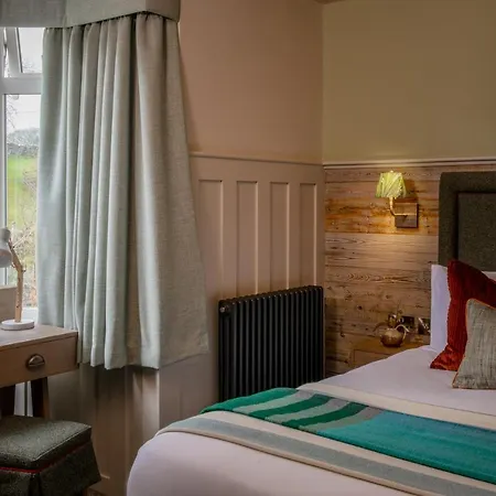 Han/Misafirhane The Red Lion & Manor House 3*