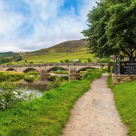 The Red Lion & Manor House