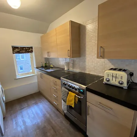 The Red Lion & Manor House 3*