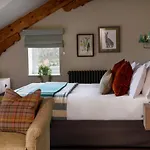 The Red Lion & Manor House 3* Burnsall