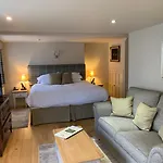 The Red Lion & Manor House Fogadó Burnsall