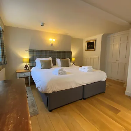 The Red Lion & Manor House 3* Burnsall