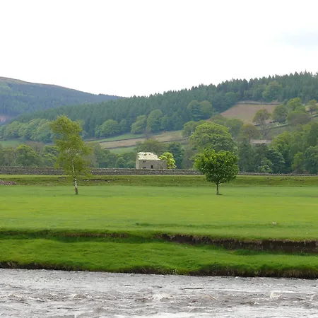 The Red Lion & Manor House