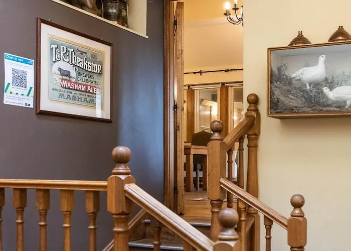 Inn The Red Lion & Manor House