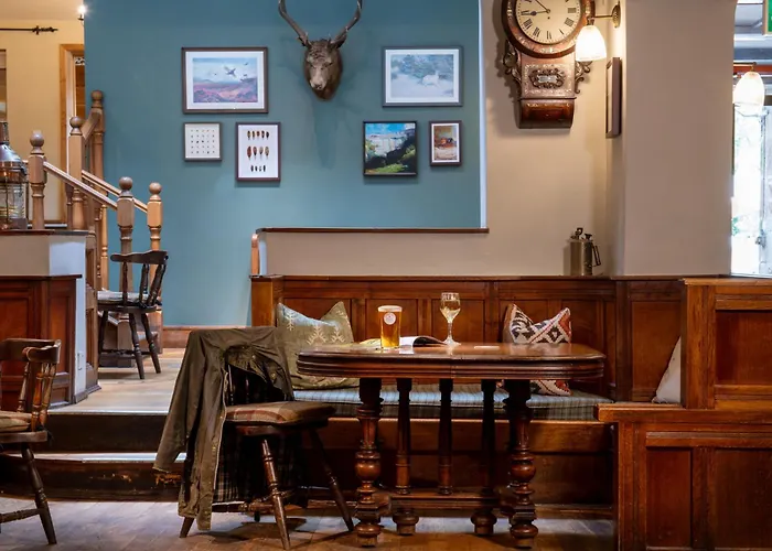 Inn The Red Lion & Manor House 3*