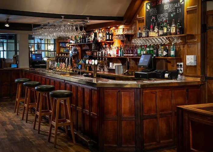 Inn The Red Lion & Manor House