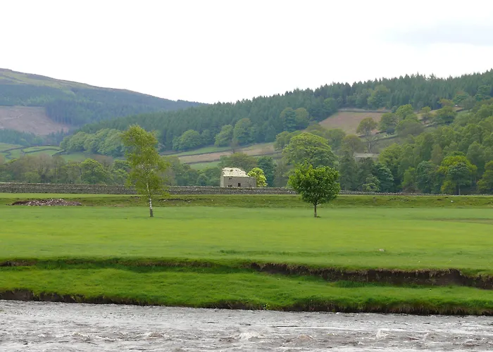 The Red Lion & Manor House