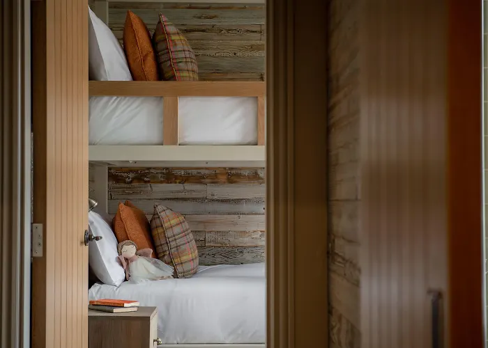 Inn The Red Lion & Manor House 3*