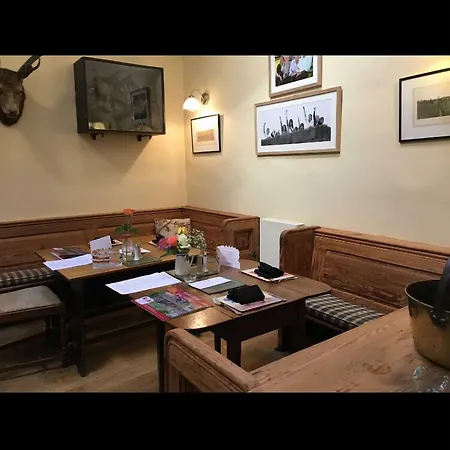 The Red Lion & Manor House